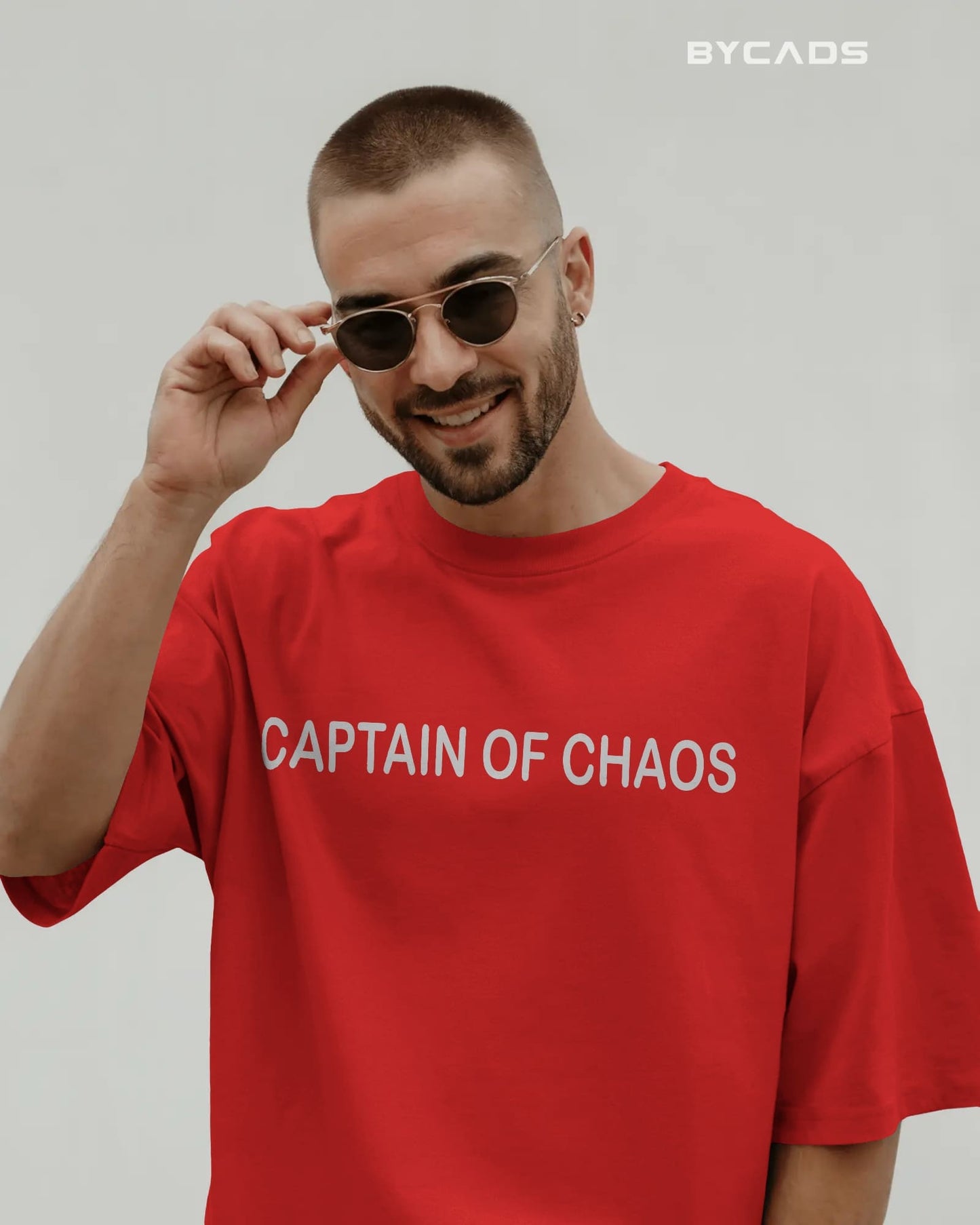 Vintage Pirate Captain Oversized T-Shirt – Parrot & Skull Art by Bycads
