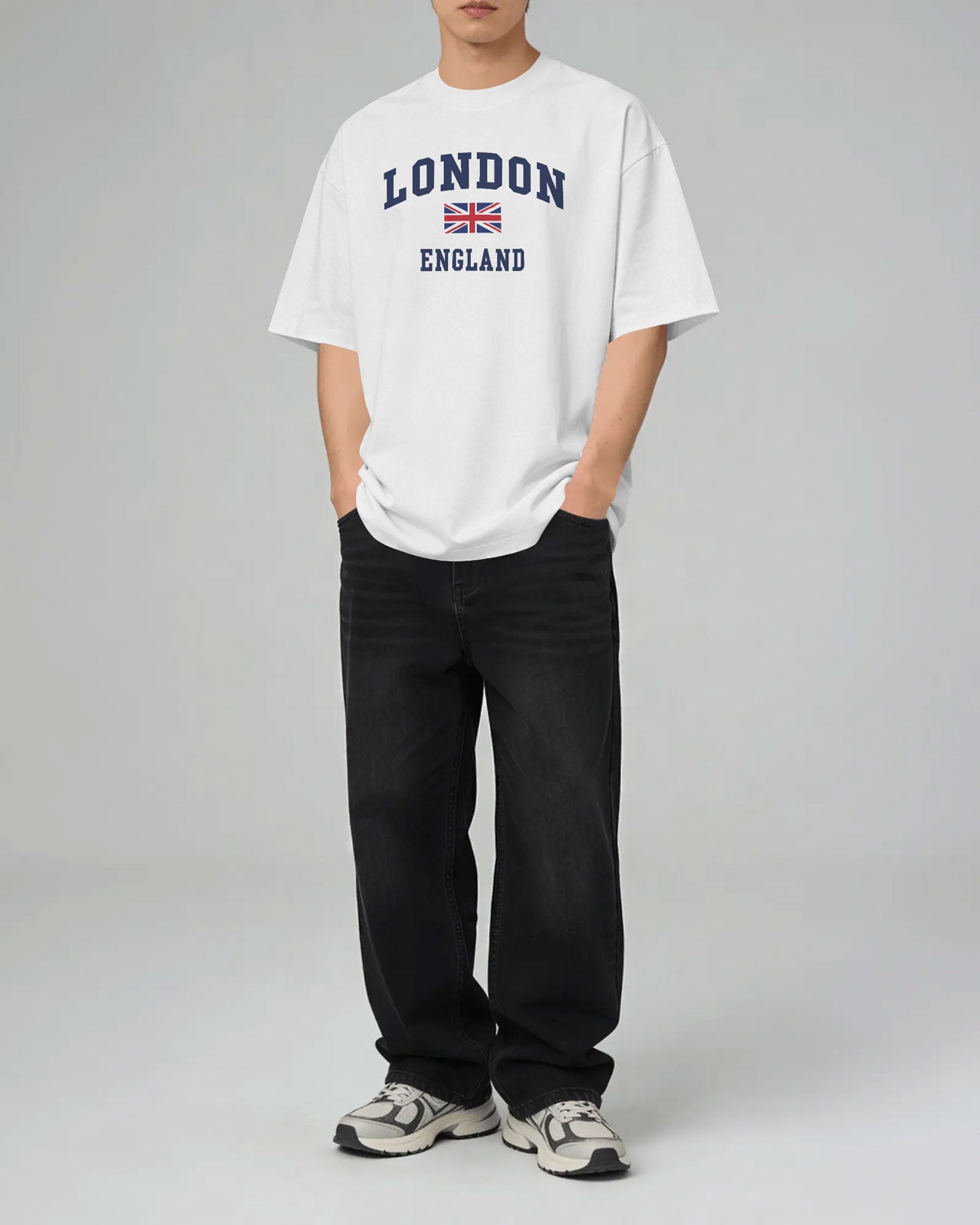 Bycads London England Oversized Graphic T-Shirt | Casual Streetwear Travel T-shirt
