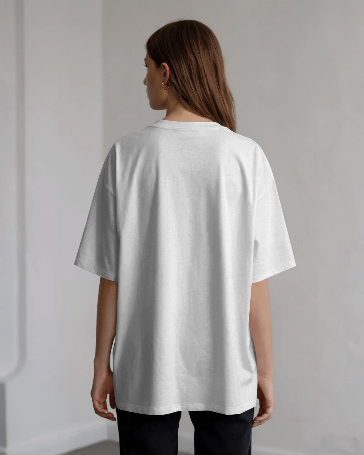 Women’s Oversized Cotton Blend Graphic T-Shirt – White  Relaxed Fit Bird Print Tee